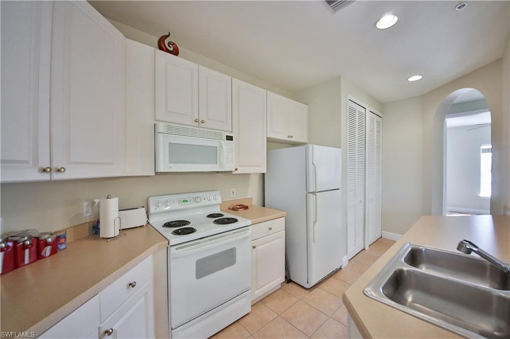 SWEETWATER BAY - Residential