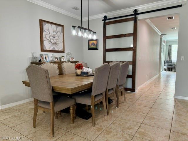 HAMPTON LAKES - Residential