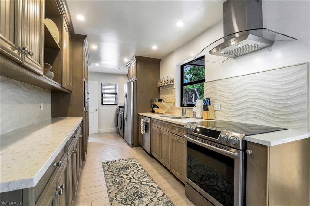 MARCO ISLAND - Residential