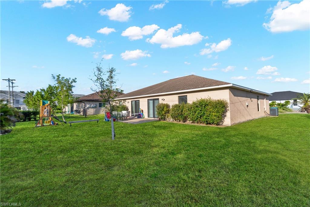 CAPE CORAL - Residential Lease