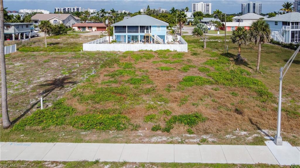 LAGUNA SHORES - Land