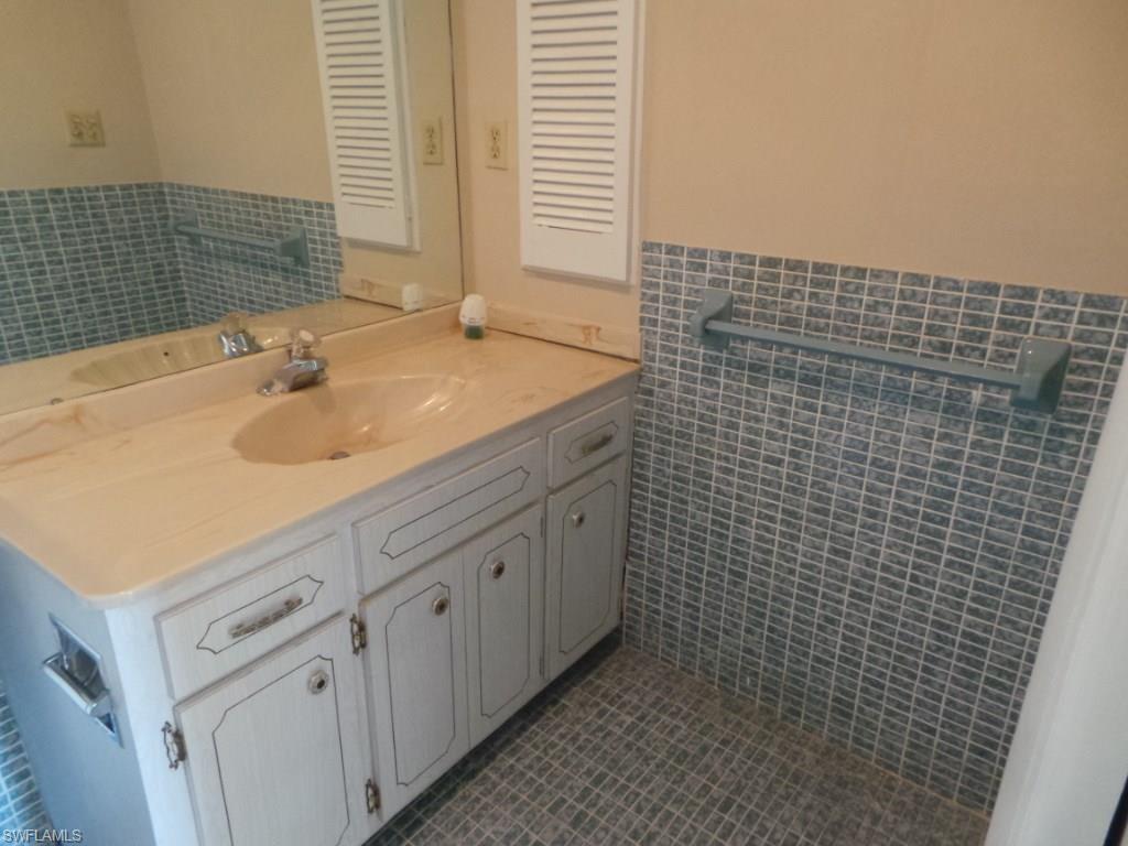 LAKE LAWN CONDO - Residential