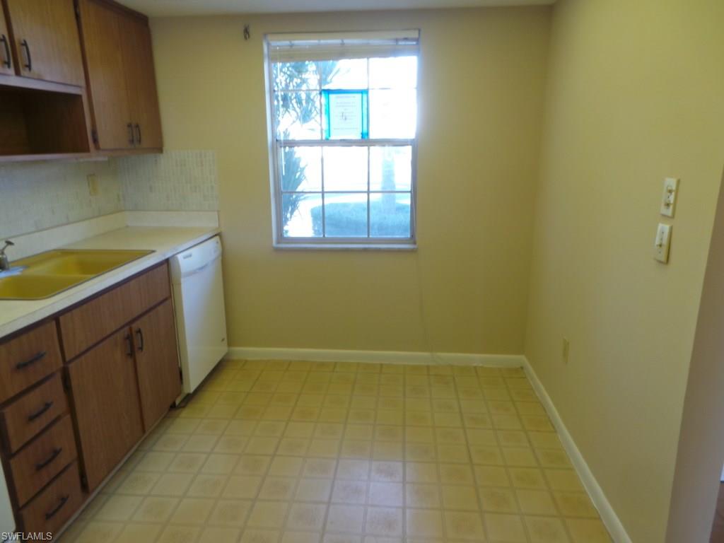 LAKE LAWN CONDO - Residential