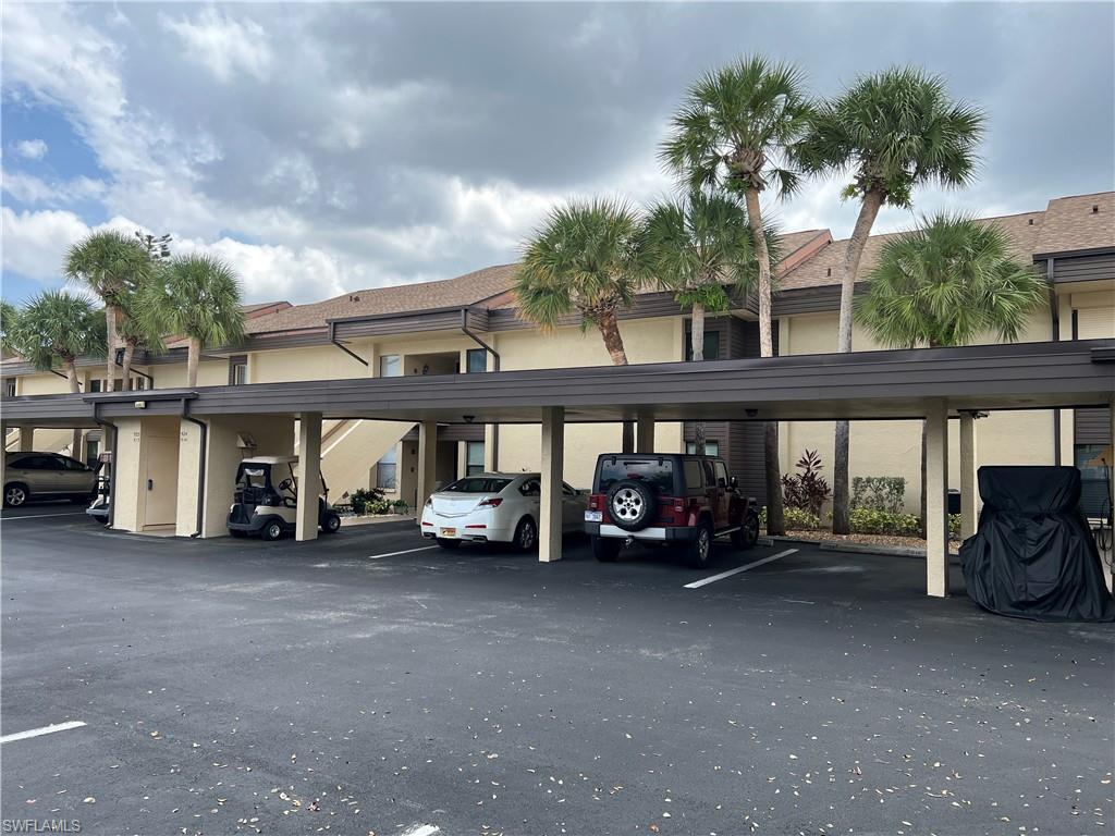 Spacious 3 Bedroom 2 Bath Golf Course Condo that is located Close to All Shopping and Services that Fort Myers has to offer.  Brand New AC System! Recently Updated Kitchen and Bathrooms!  Crown Molding!  Florida Room with awesome views of the 8th Hole of the well maintained Golf Course.  Condo is selling Fully Furnished with all electronics and appliances!  Pay per play Golfing with Optional Golf Course Membership is only 1728/yr!   This is an Active Social Community with Clubhouse, Restaurant and Bar, Tennis Courts, Pickleball,  Community Banquet Hall and  Attended Community Gym!