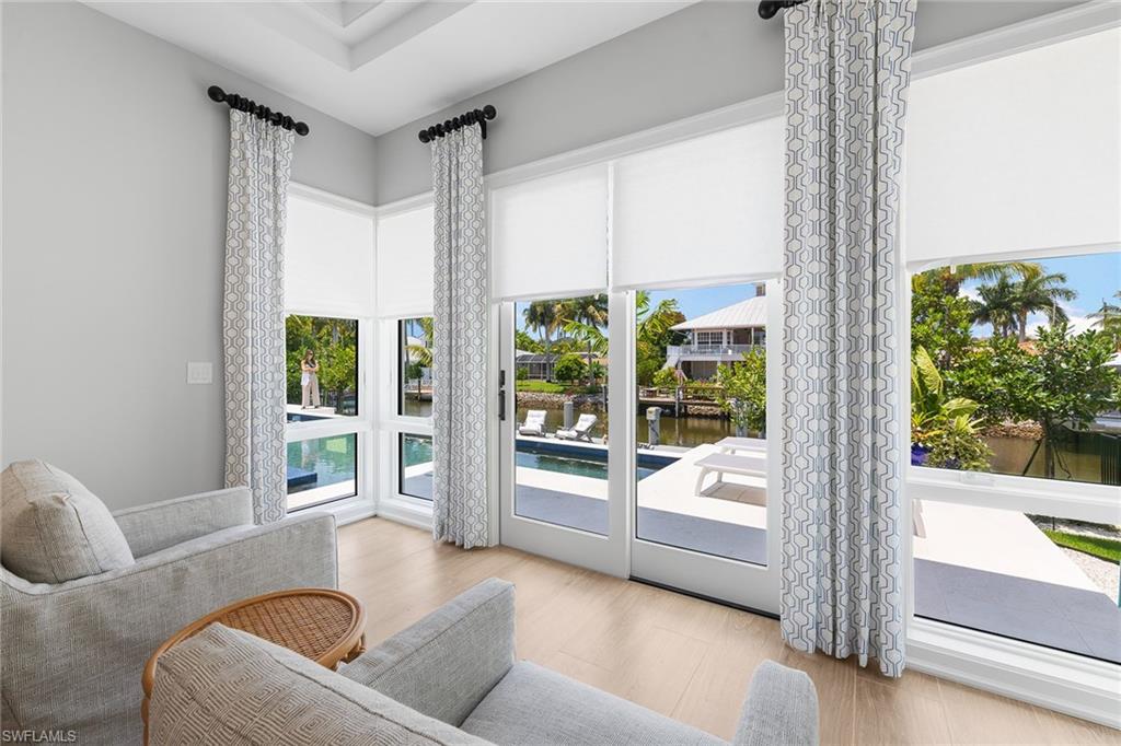 ROYAL HARBOR - Residential