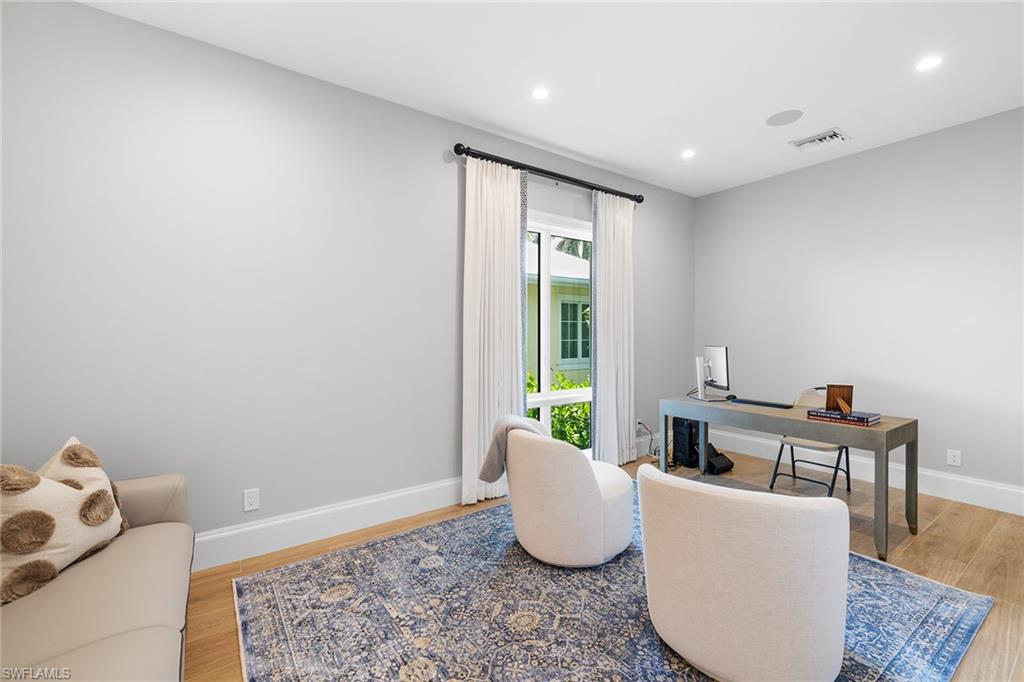ROYAL HARBOR - Residential