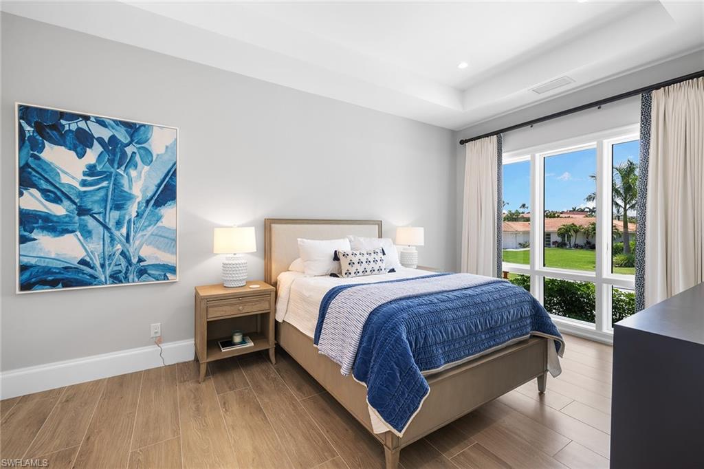 ROYAL HARBOR - Residential