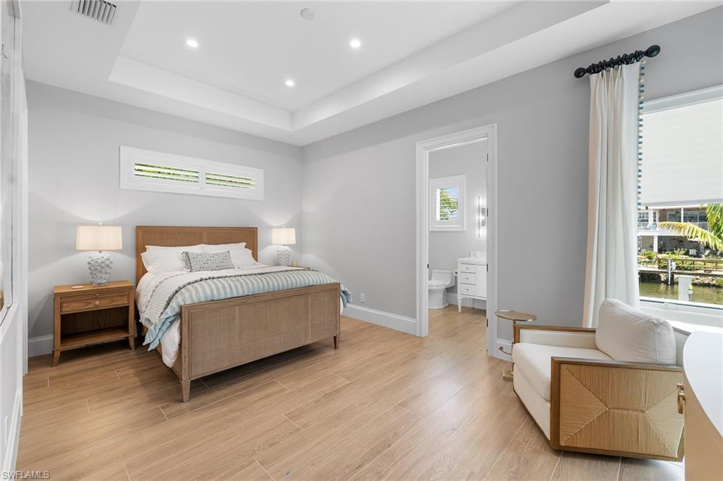 ROYAL HARBOR - Residential