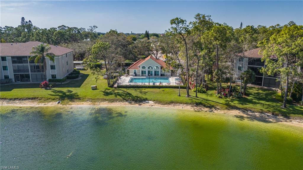 DEAUVILLE LAKE CLUB - Residential