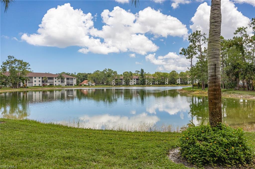 DEAUVILLE LAKE CLUB - Residential