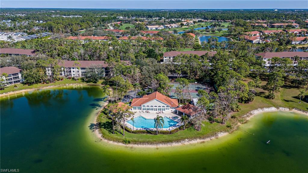 DEAUVILLE LAKE CLUB - Residential