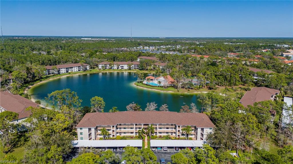 DEAUVILLE LAKE CLUB - Residential