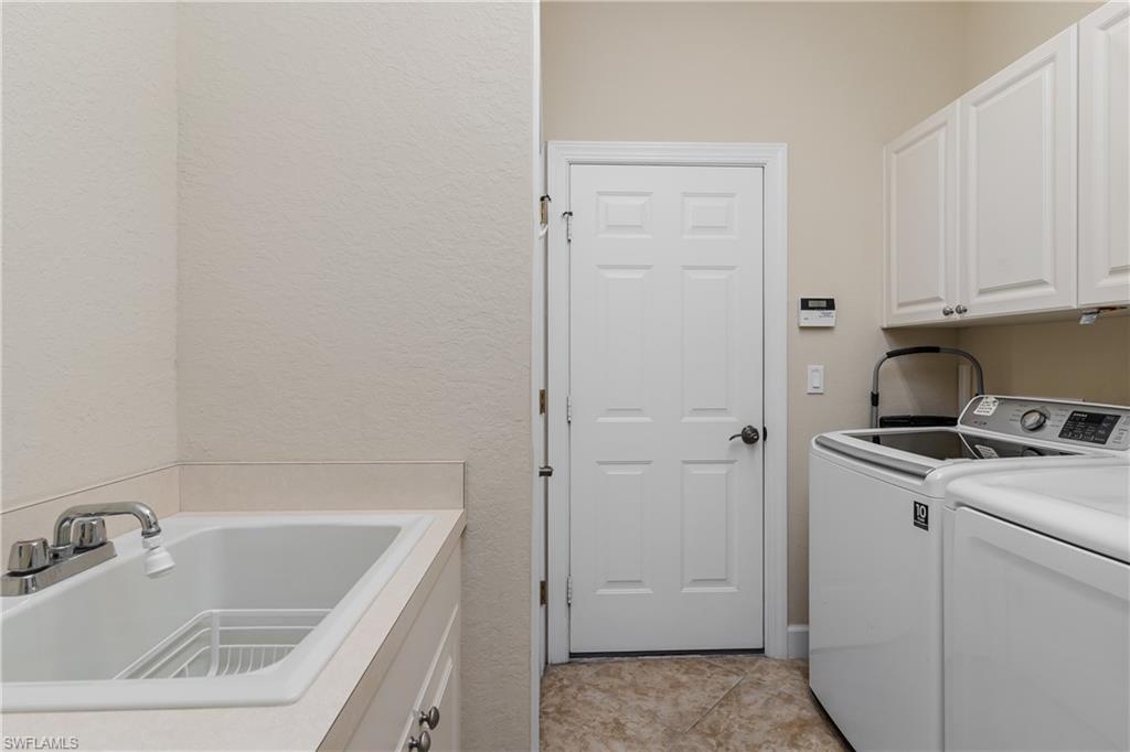 HIDEAWAY HARBOR - Residential Lease