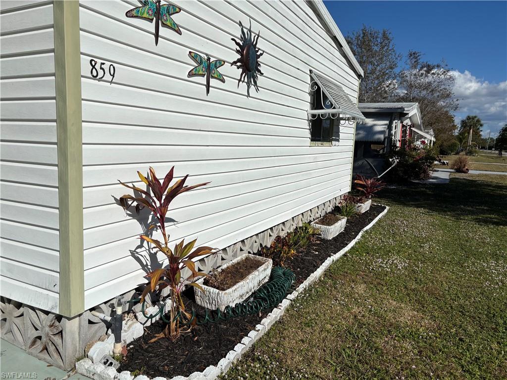 RIVERWOOD - Residential