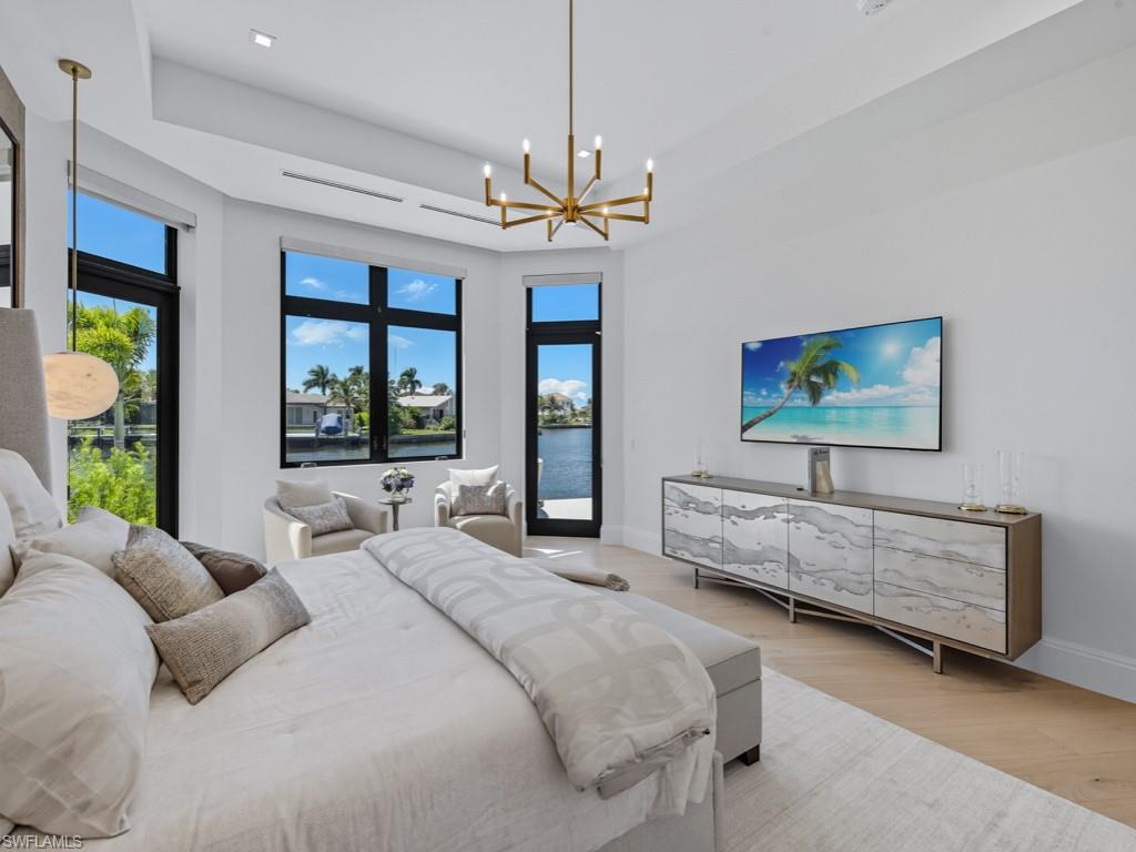 MARCO BEACH - Residential