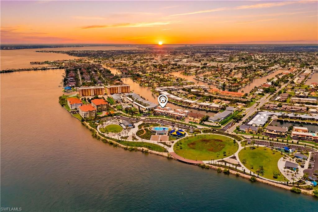 PARK VIEW CONDO - Residential