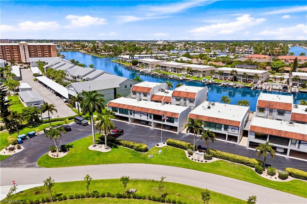 PARK VIEW CONDO - Residential