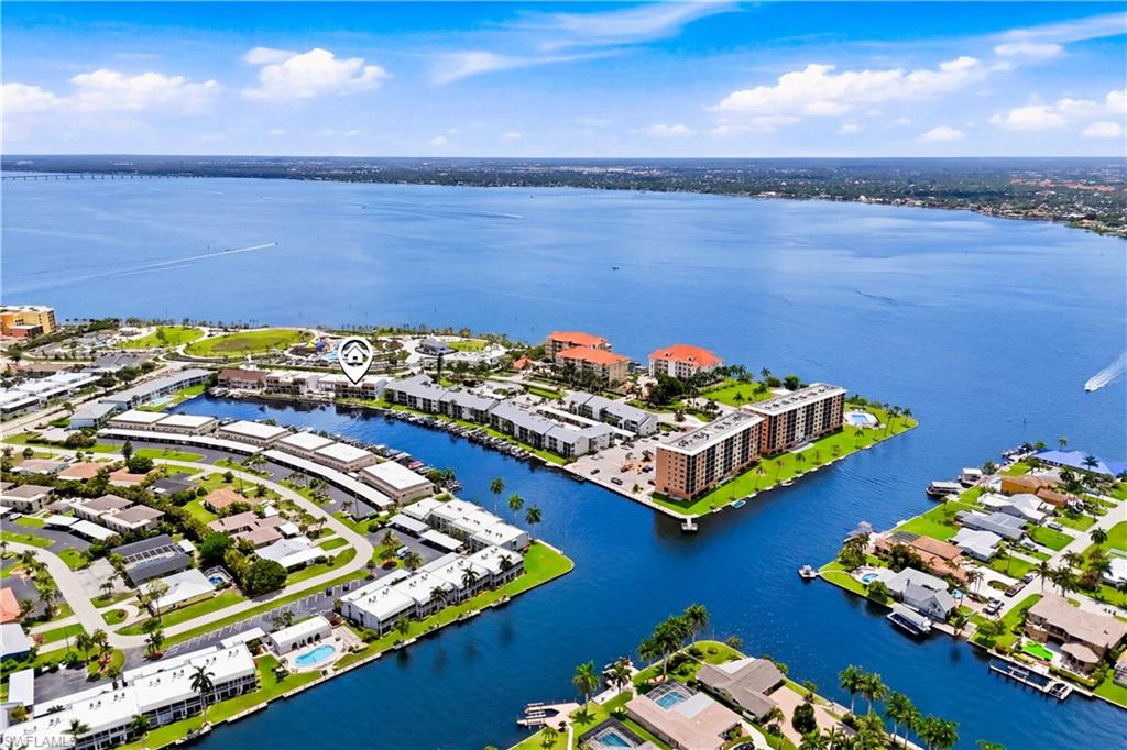 PARK VIEW CONDO - Residential
