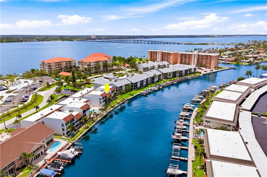 PARK VIEW CONDO - Residential