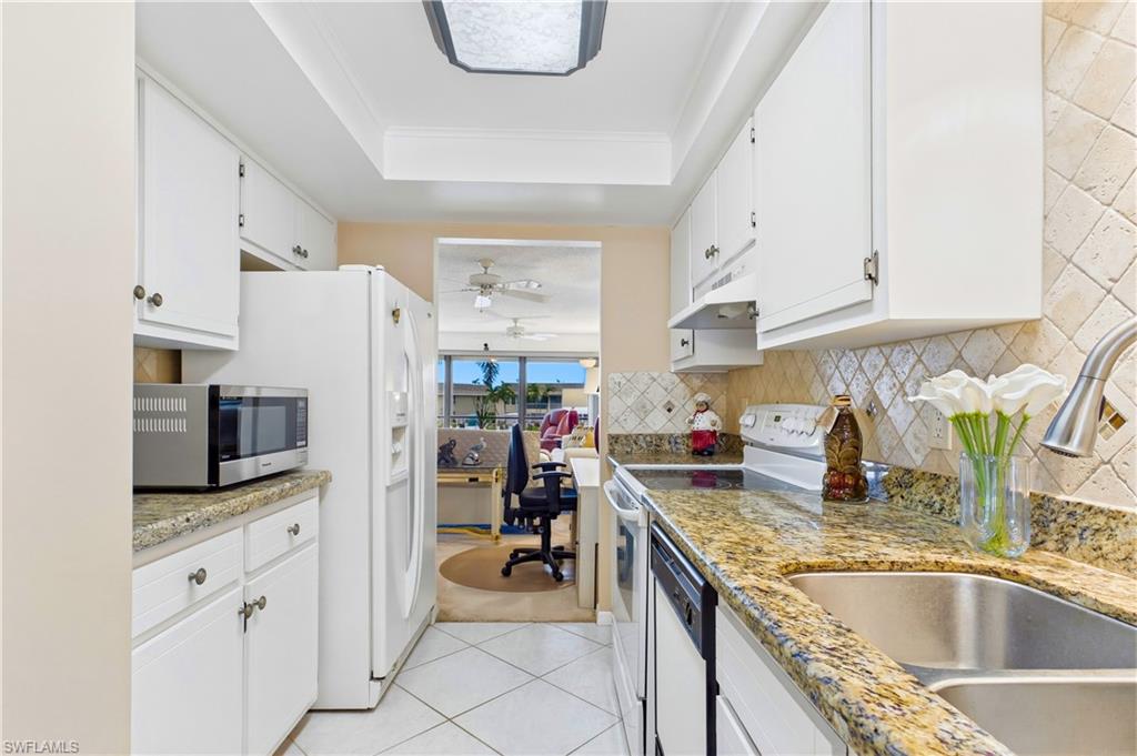 PARK VIEW CONDO - Residential