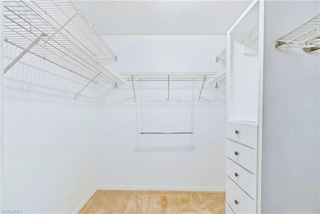 PARK VIEW CONDO - Residential