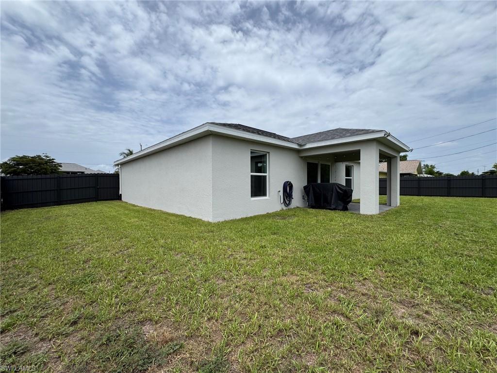 CAPE CORAL - Residential