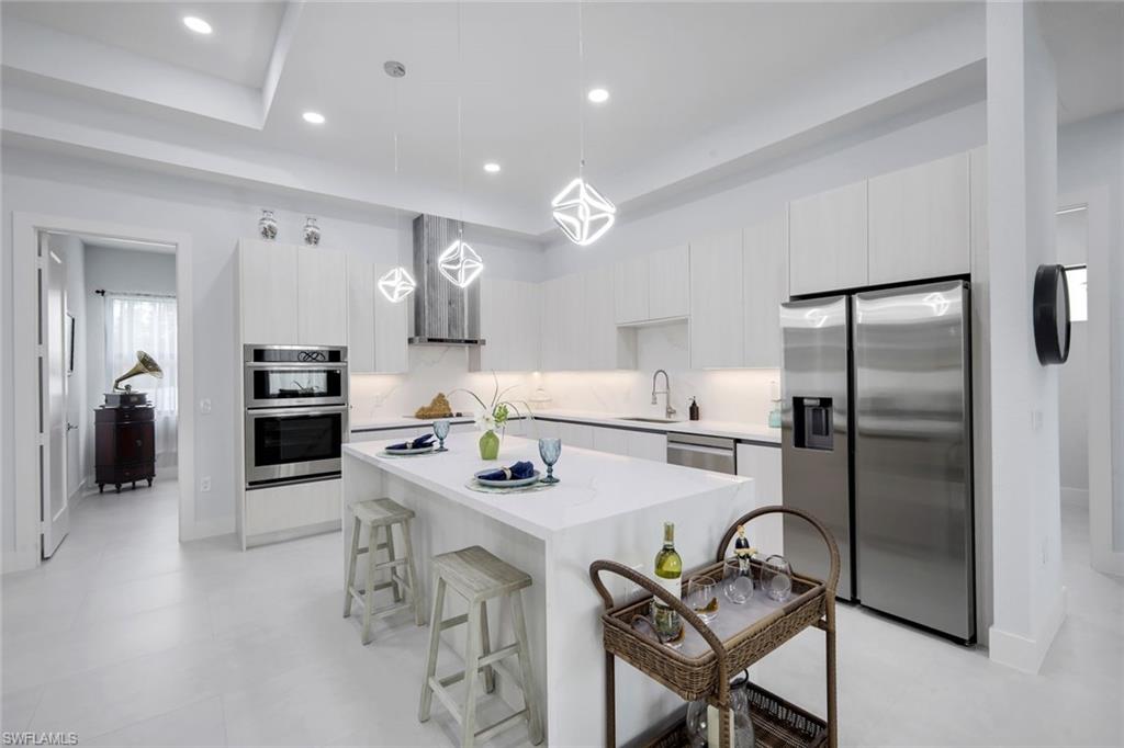 GOLDEN GATE ESTATES - Residential
