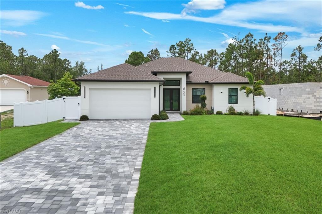 GOLDEN GATE ESTATES - Residential