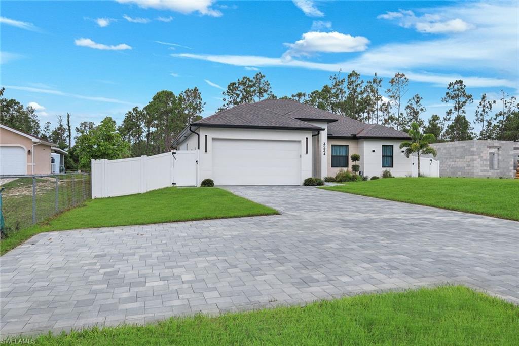 GOLDEN GATE ESTATES - Residential