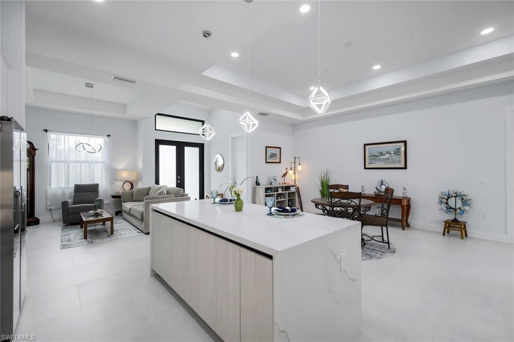 GOLDEN GATE ESTATES - Residential
