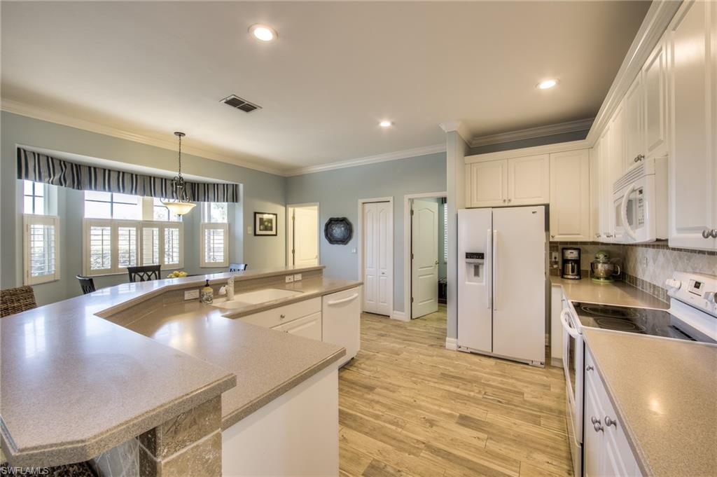 STONEYBROOK - Residential