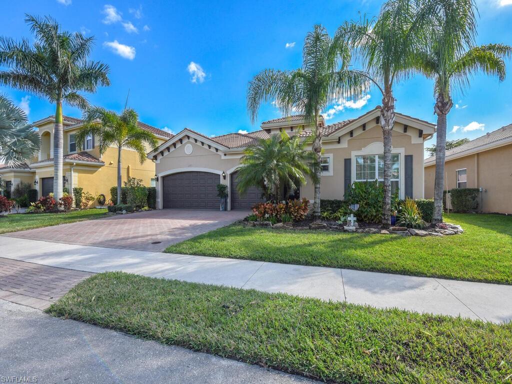 MARBELLA LAKES - Residential