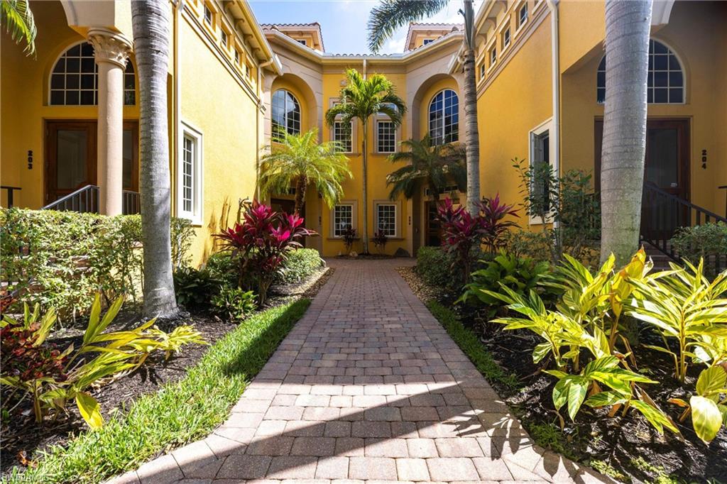 MONTEBELLO - Residential