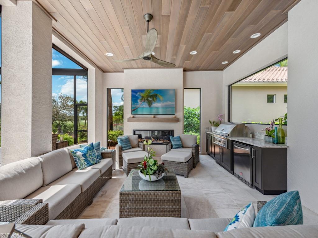 MAHOGANY RIDGE - Residential