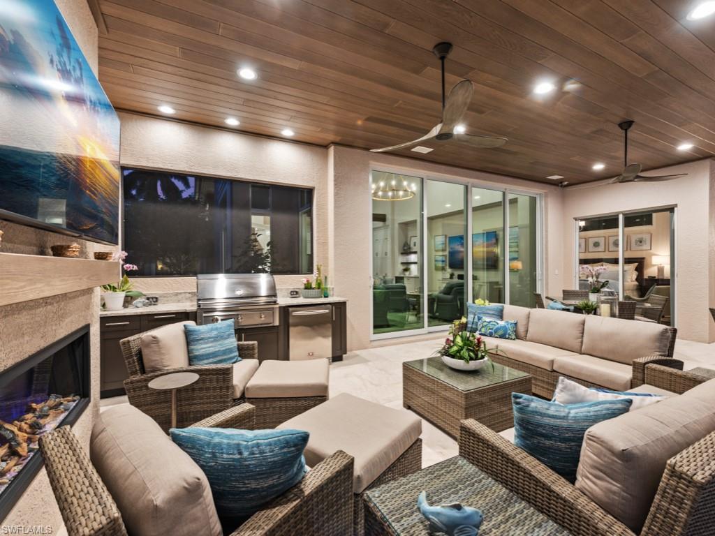 MAHOGANY RIDGE - Residential