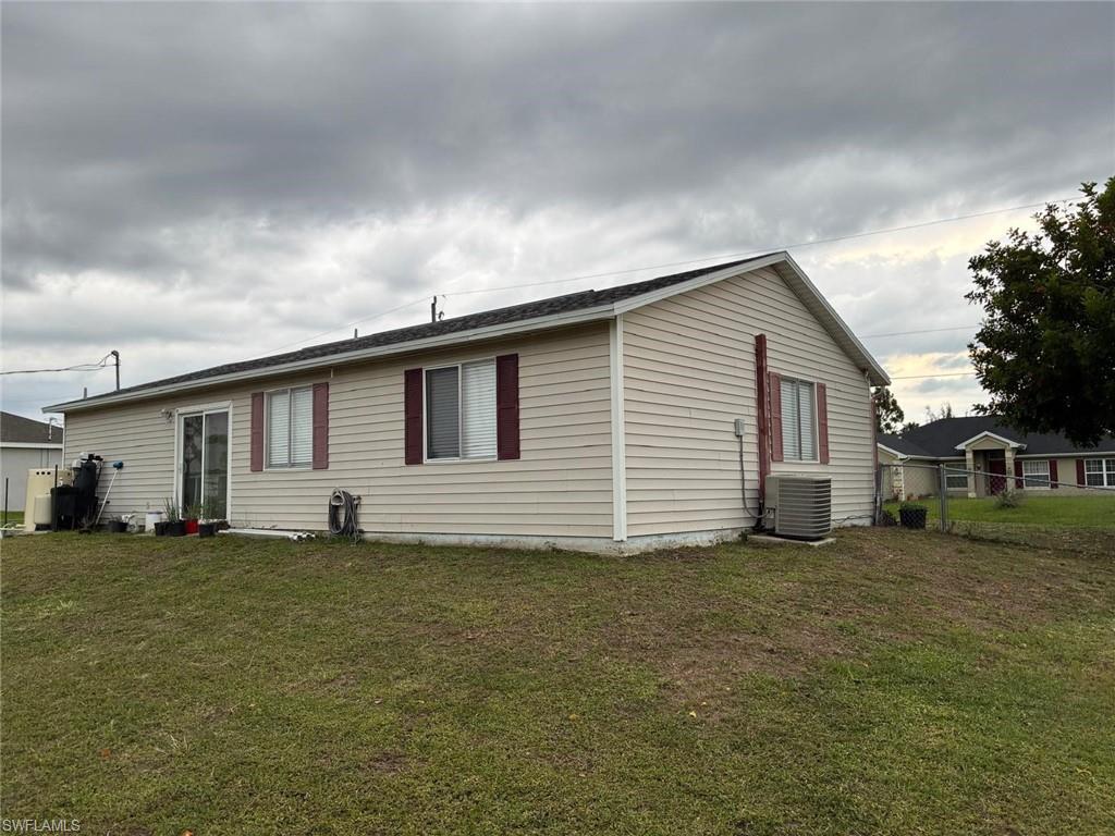 LEHIGH ACRES - Residential