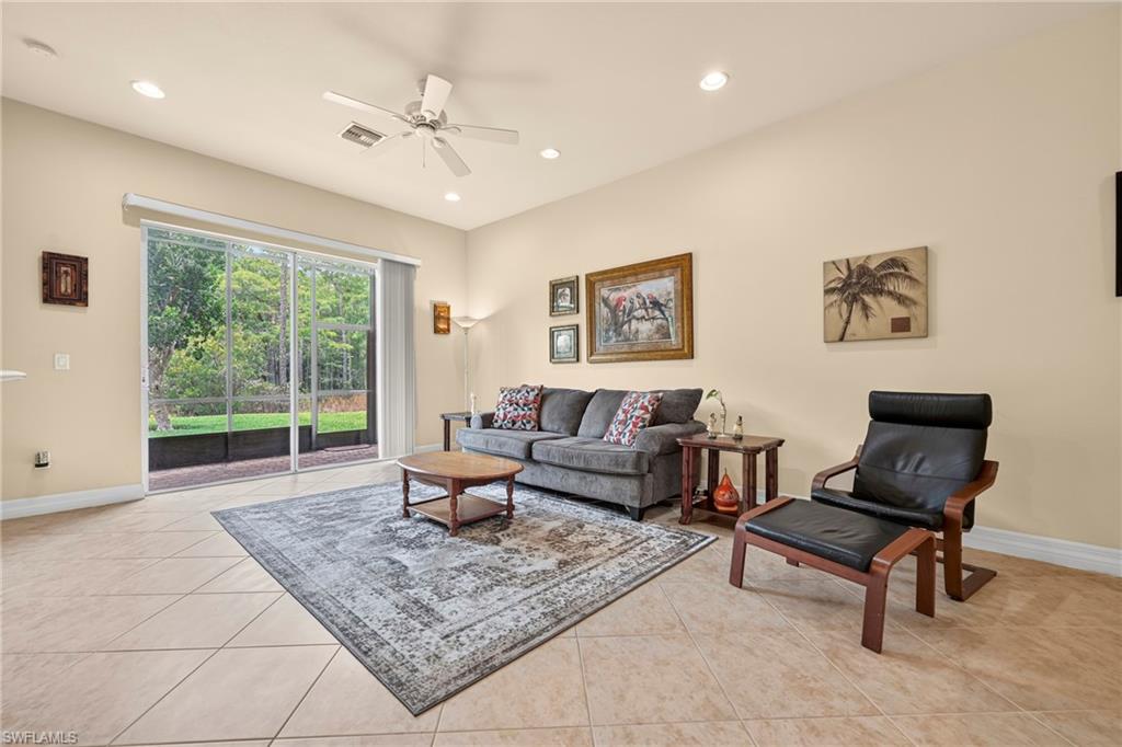 BOTANICA LAKES - Residential