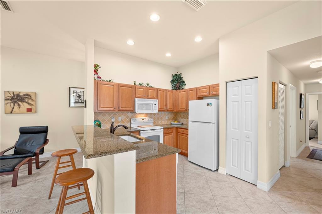 BOTANICA LAKES - Residential