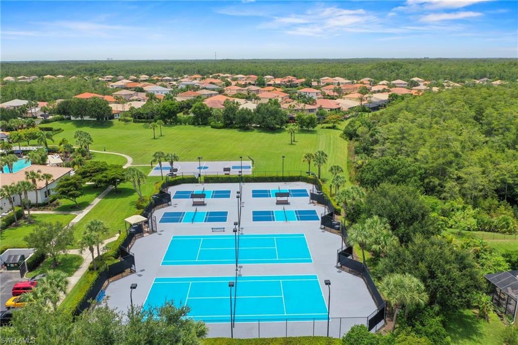 BOTANICA LAKES - Residential
