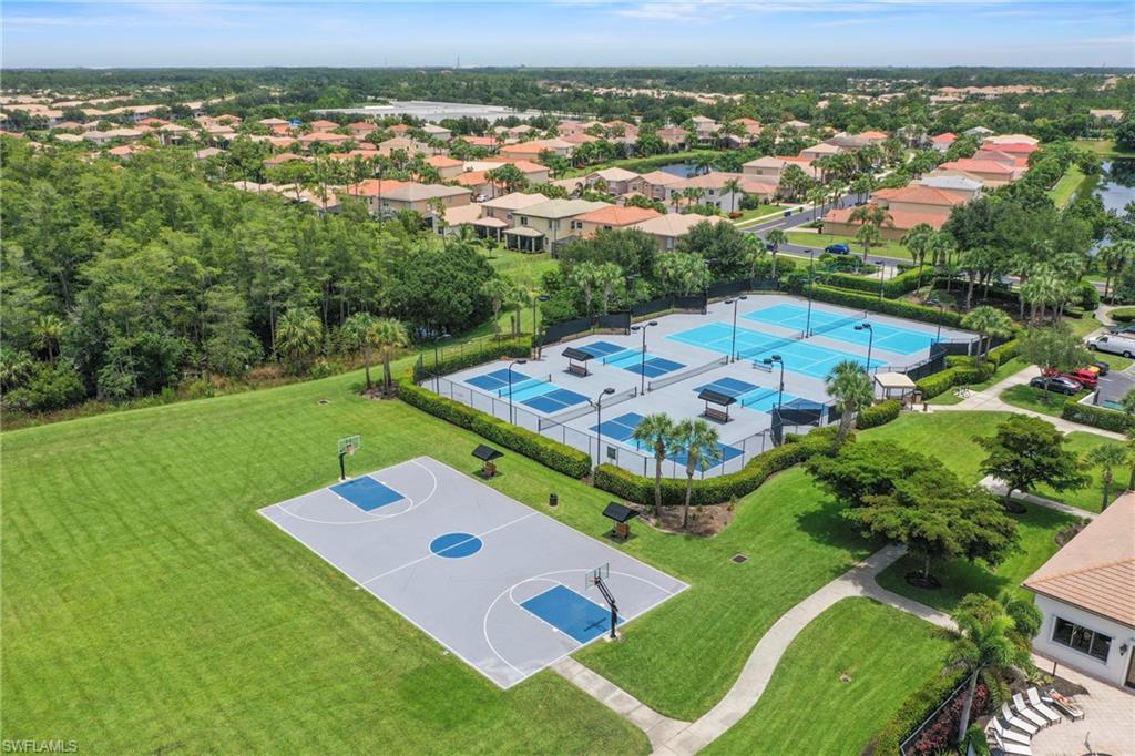 BOTANICA LAKES - Residential
