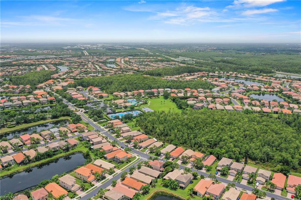 BOTANICA LAKES - Residential