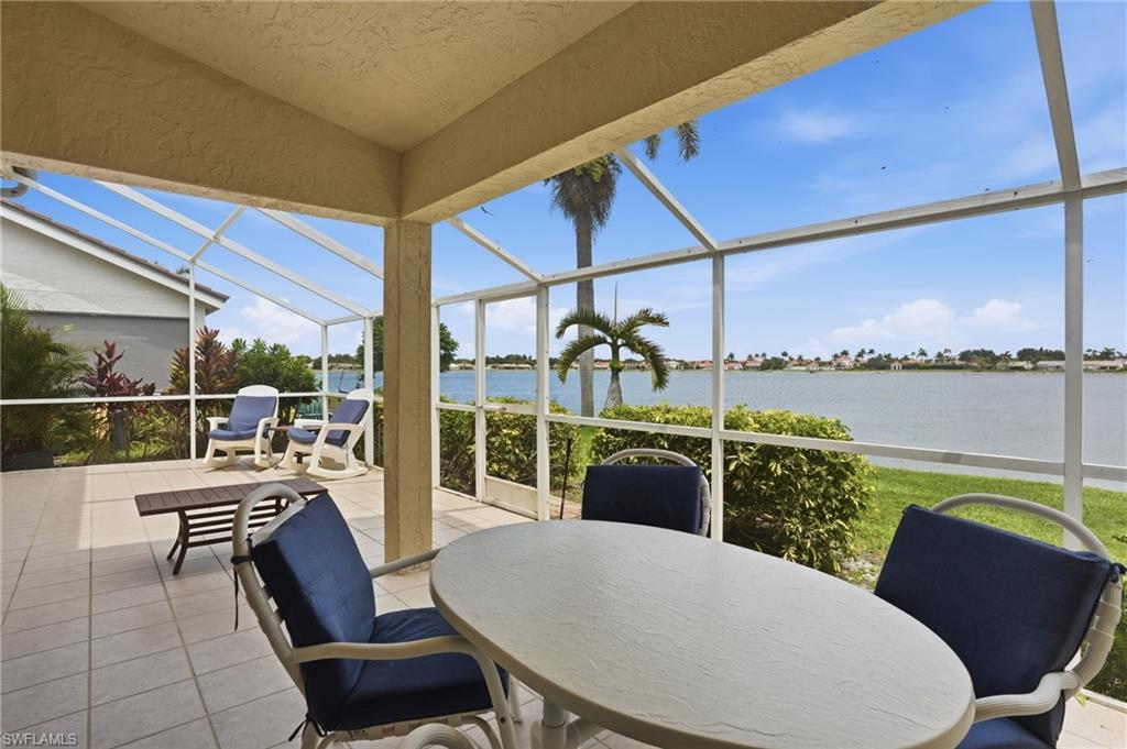 EMERALD LAKES - Residential