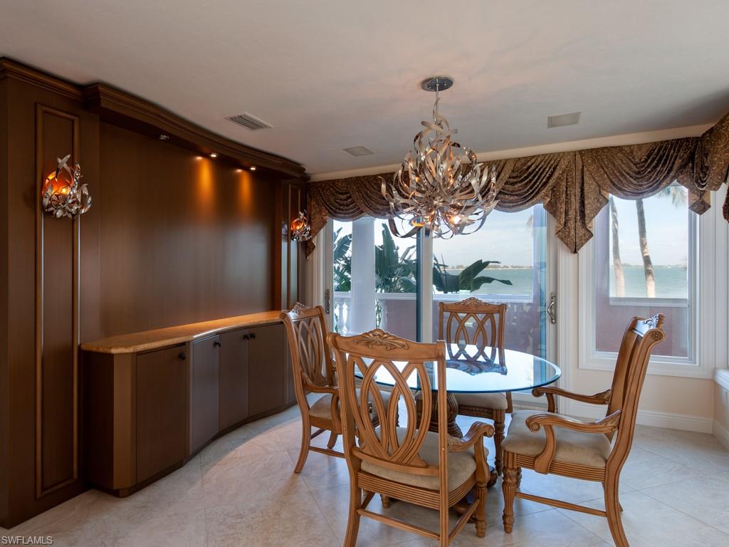 SANIBEL ESTATES - Residential