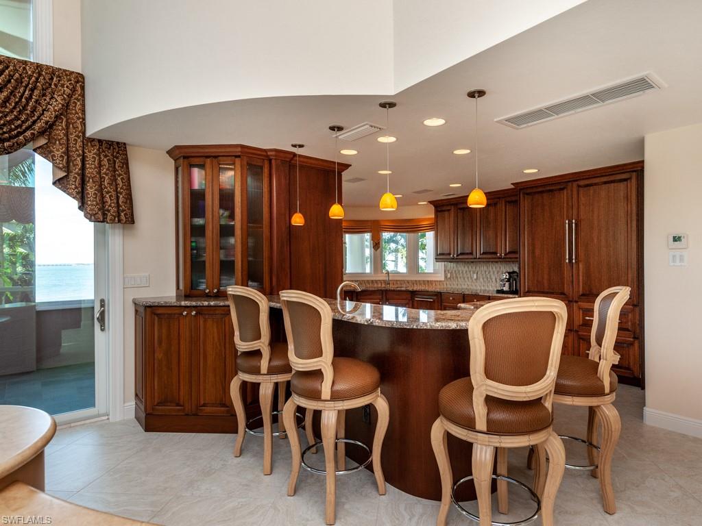 SANIBEL ESTATES - Residential