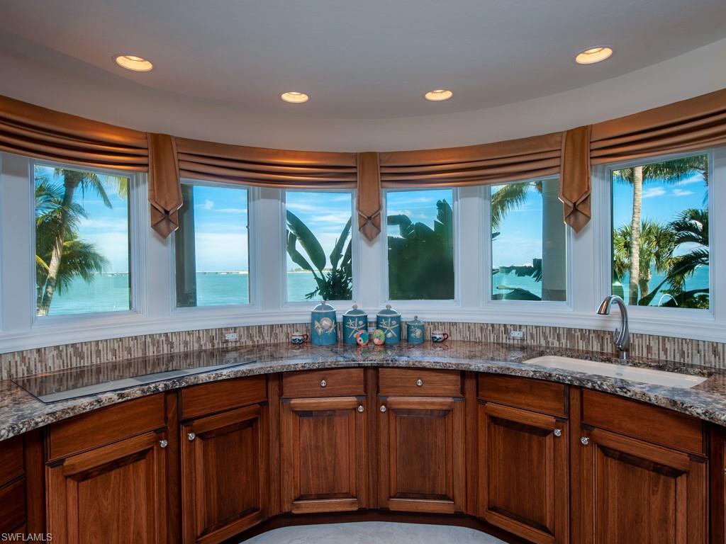 SANIBEL ESTATES - Residential