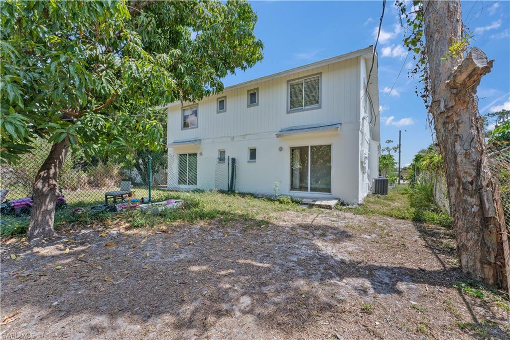 PINE MANOR - Residential Income