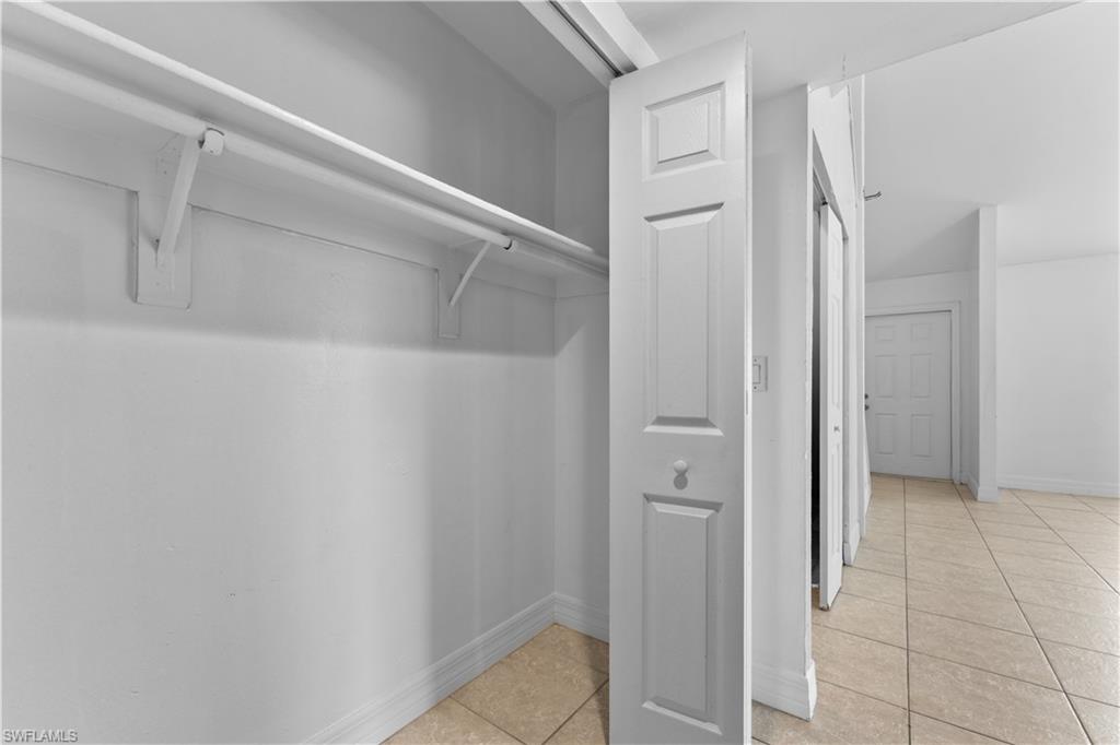 PINE MANOR - Residential Income