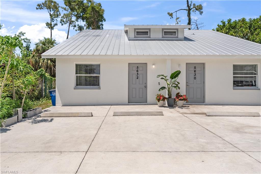 PINE MANOR - Residential Income