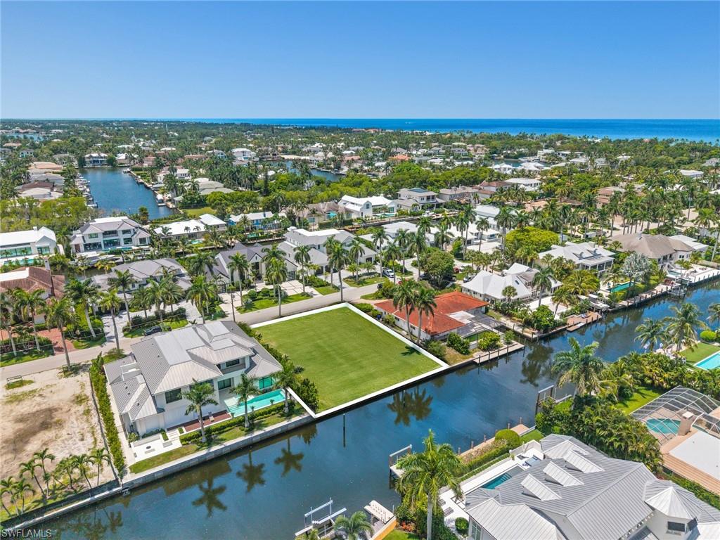AQUALANE SHORES - Land