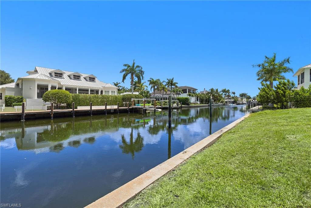 AQUALANE SHORES - Land